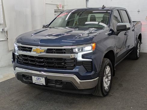 Used 2023 Chevrolet Silverado 1500 LT image 1