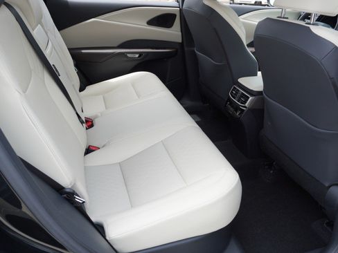 Certified 2025 Lexus RX 350 Premium Plus w/ Accessory Package (Z1) FWD image 31
