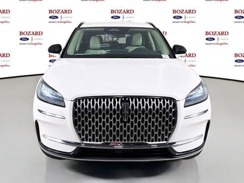 New 2026 Lincoln Corsair Premiere FWD image 3