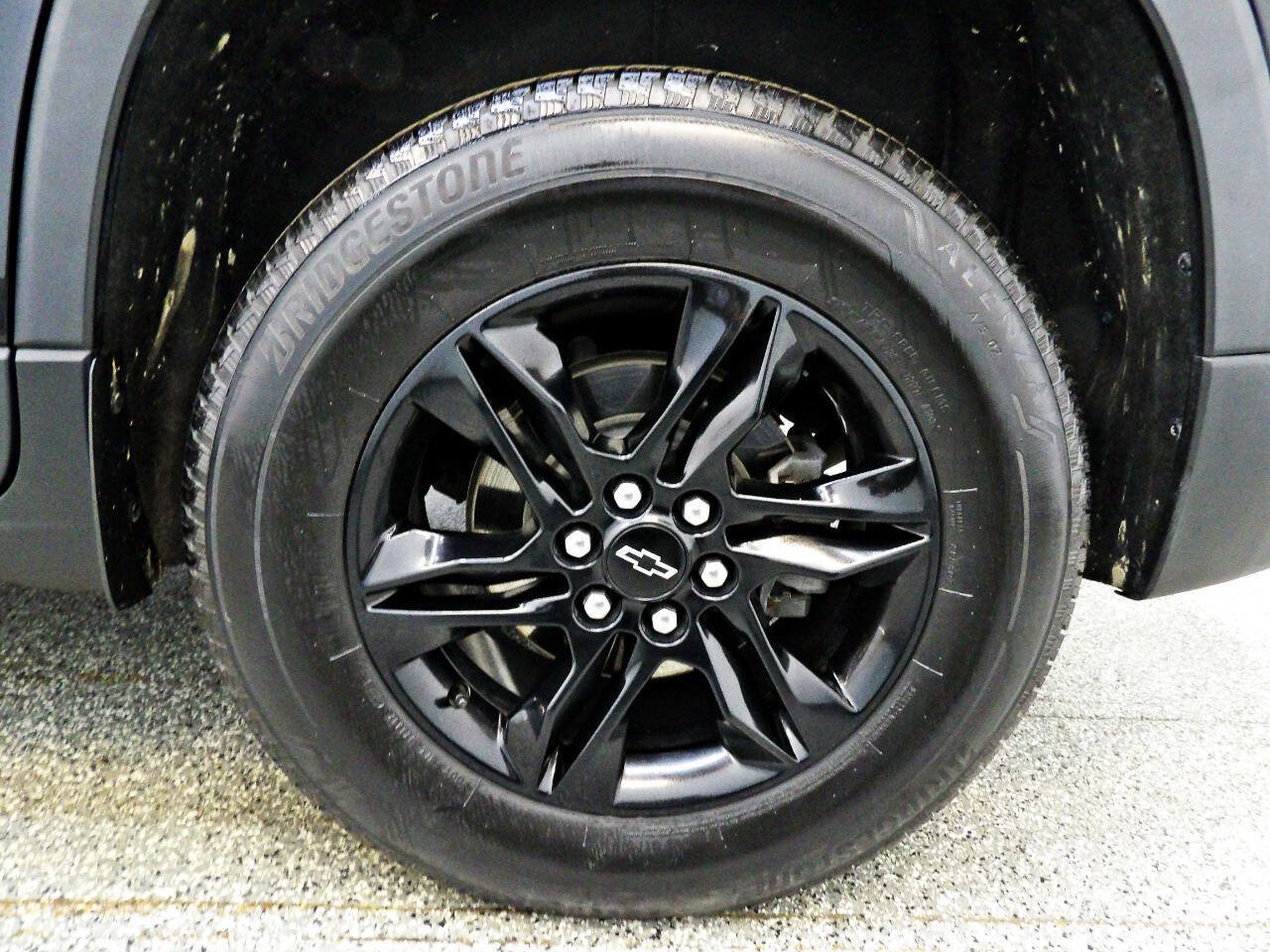 Used 2022 Chevrolet Traverse LS w/ Midnight/Sport Edition FWD image 20