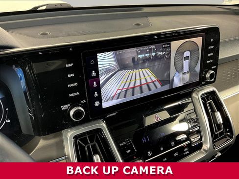Certified 2023 Kia Sorento SX Prestige w/ Panoramic Sunroof Package AWD/4WD image 13