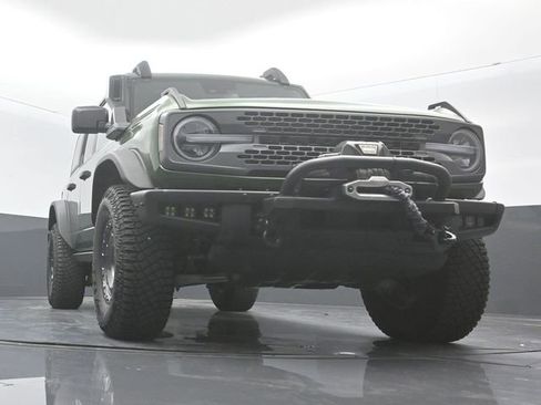 Used 2023 Ford Bronco Everglades image 18