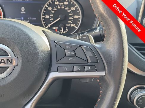 Used 2022 Nissan Altima 2.5 SR w/ Midnight Edition Package FWD image 8