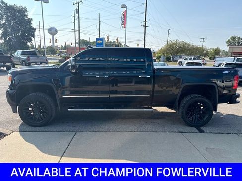 Used 2016 GMC Sierra 2500 Denali w/ Duramax Plus Package AWD/4WD image 6
