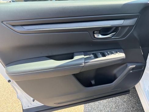 Used 2024 Honda CR-V EX image 19