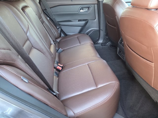 Used 2023 Nissan Rogue SL w/ SL Premium Package AWD/4WD image 6