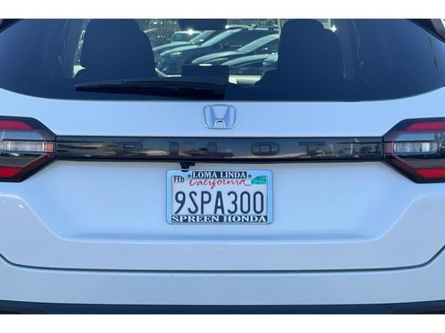 Certified 2025 Honda Pilot EX-L image 48