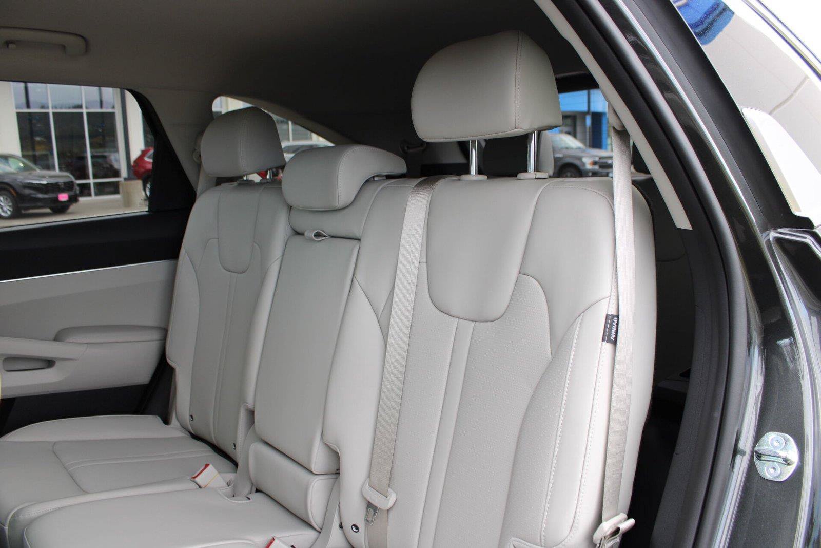 Used 2026 Kia Sorento EX AWD/4WD image 17