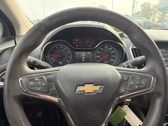 Used 2016 Chevrolet Cruze LT FWD image 15