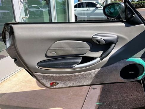 Used 2002 Porsche Boxster S image 19