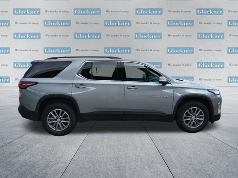 Used 2023 Chevrolet Traverse LT FWD image 4