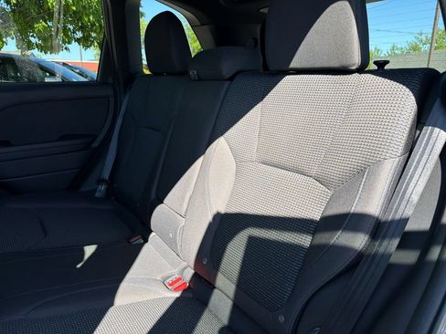 Certified 2025 Subaru Forester Premium AWD/4WD image 26