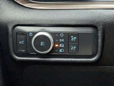 Used 2021 Ford Explorer Limited w/ Equipment Group 301A image 23