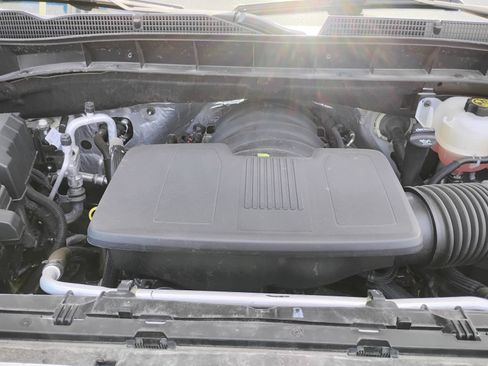 Used 2023 GMC Sierra 1500 SLT w/ SLT Convenience Package AWD/4WD image 38