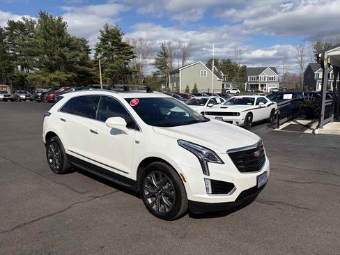 Used 2019 Cadillac XT5 Luxury w/ Sport Package image 2
