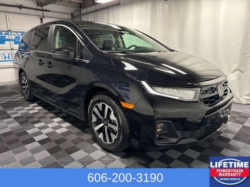 New 2026 Honda Odyssey EX-L image 3