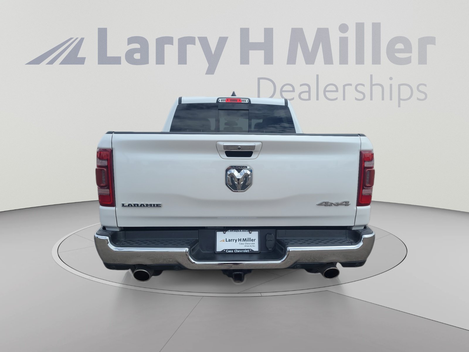 Used 2020 RAM 1500 Laramie AWD/4WD image 4