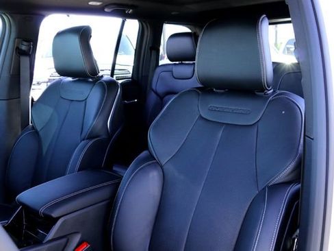 New 2025 Jeep Grand Cherokee Overland w/ Luxury Tech Group IV image 10