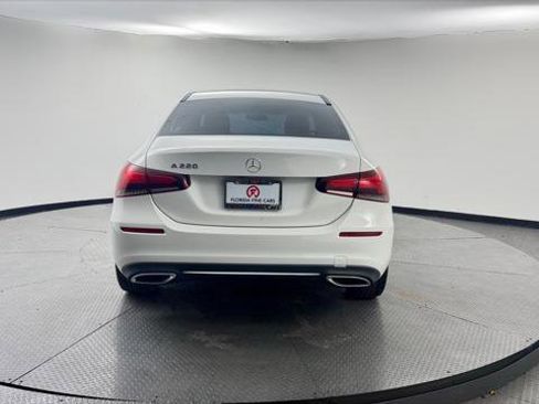 Used 2019 Mercedes-Benz A 220 image 7