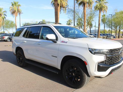 Used 2022 Chevrolet Tahoe Z71 w/ Z71 Off-Road Package AWD/4WD image 7
