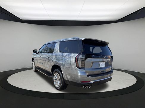 New 2026 Chevrolet Suburban Premier AWD/4WD image 3