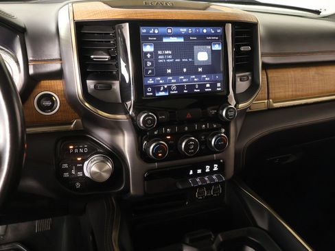 Used 2022 RAM 1500 Limited w/ Body Color Bumper Group AWD/4WD image 5