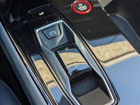 Used 2022 Audi e-tron GT Prestige image 12