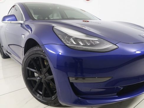Used 2020 Tesla Model 3 Standard Range image 16