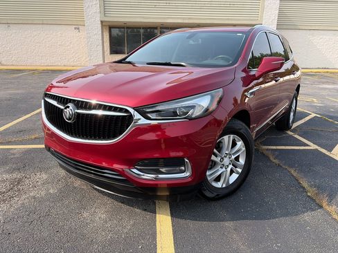 Used 2018 Buick Enclave Essence FWD image 1