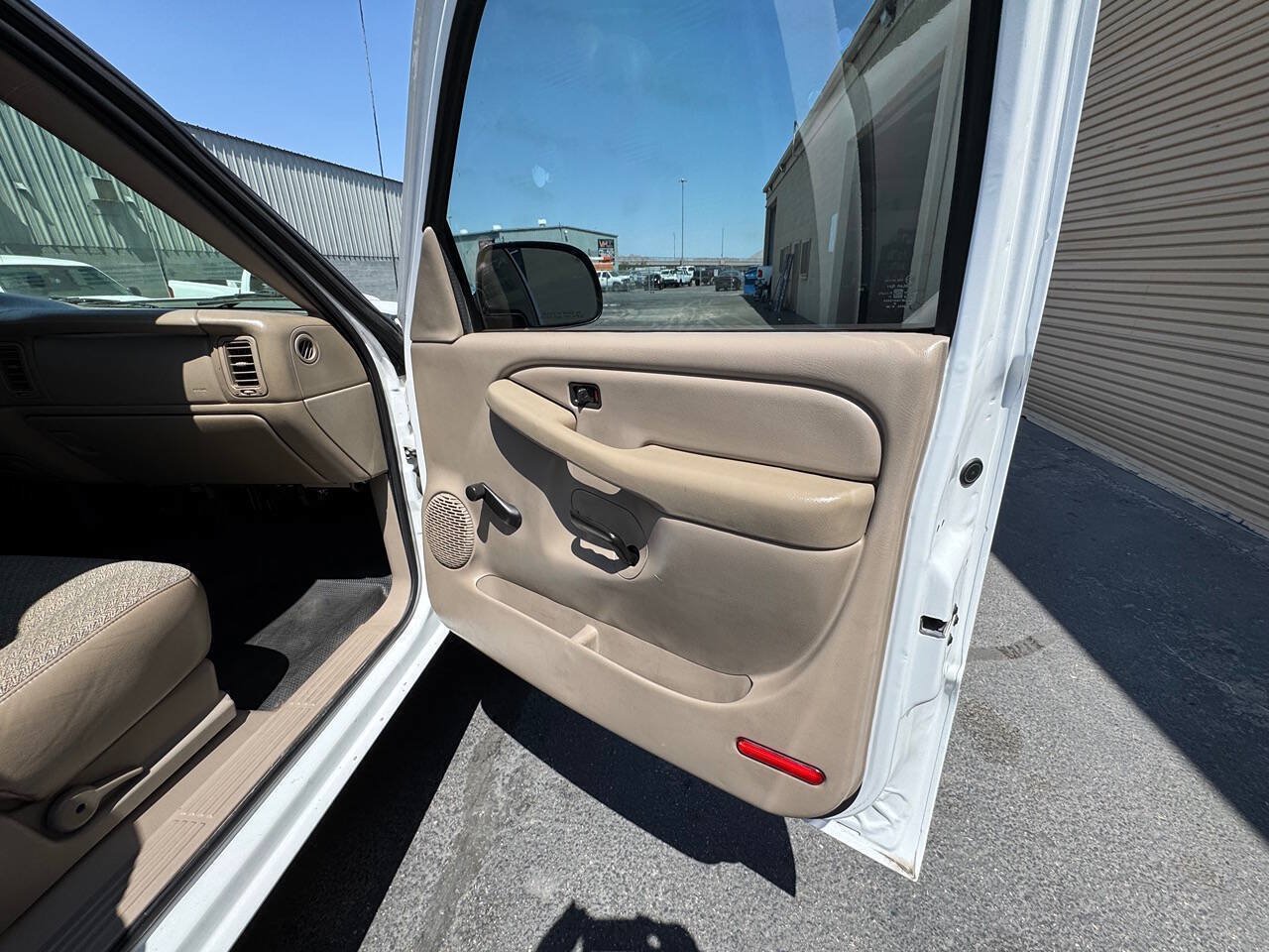 Used 2006 Chevrolet Silverado 2500 W/T w/ Heavy-Duty Power Package AWD/4WD image 25