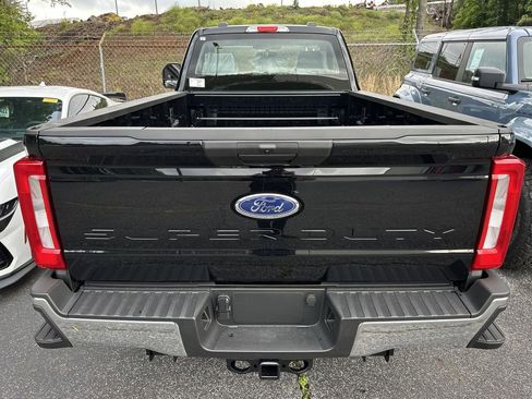 New 2025 Ford F250 XL w/ XL Chrome Package RWD image 8