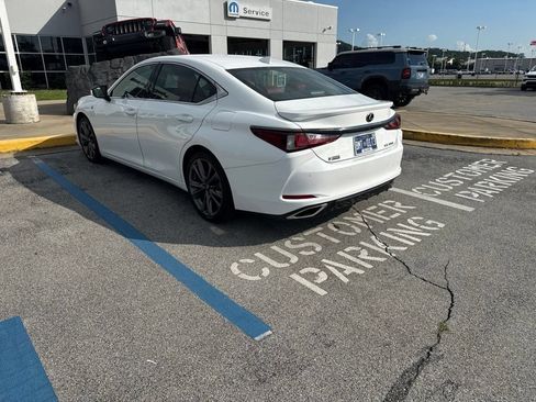 Used 2019 Lexus ES 350 F Sport w/ Accessory Package 2 FWD image 4