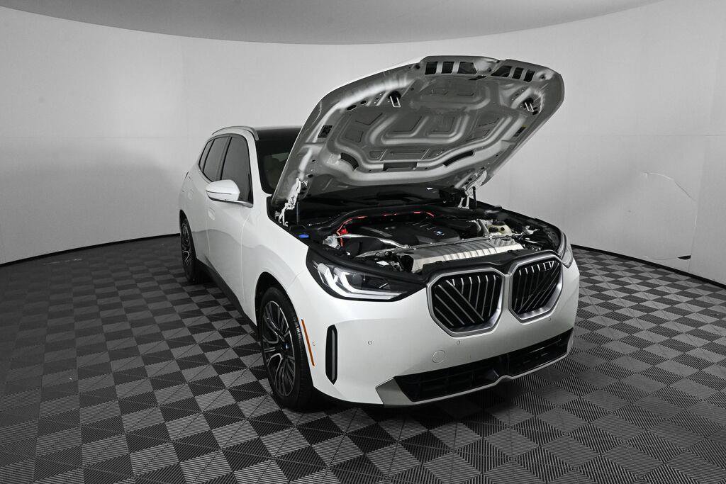 Used 2025 BMW X3 xDrive30i w/ Convenience Package AWD/4WD image 22