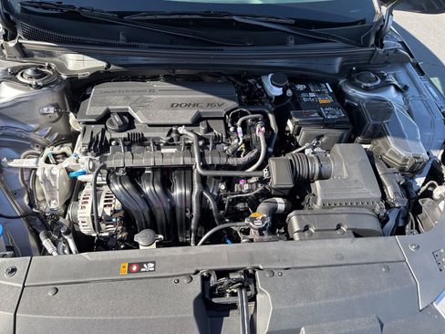 Used 2025 Kia K4 LXS image 19