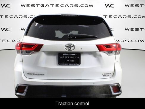 Used 2019 Toyota Highlander Limited image 7