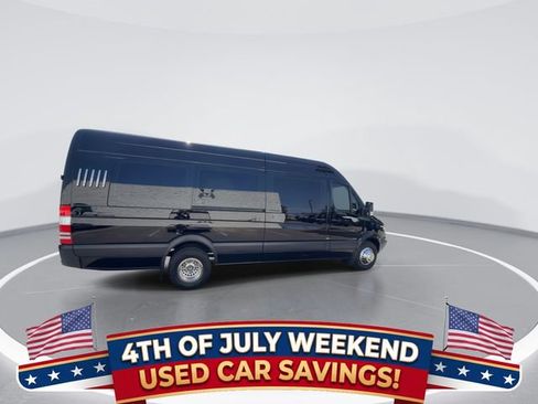 Used 2012 Mercedes-Benz Sprinter 3500 image 9