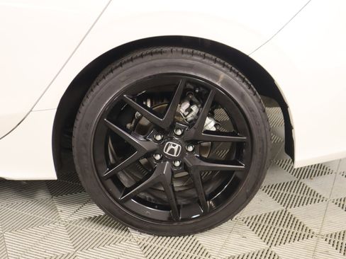 Used 2025 Honda Civic Sport image 17