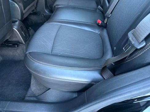 Used 2019 Chevrolet Trax LT w/ LT Convenience Package image 16