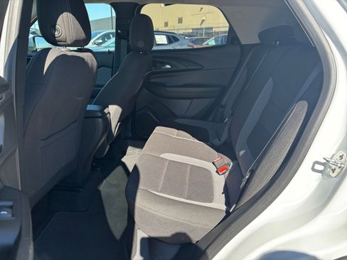 Used 2025 Chevrolet TrailBlazer LT image 23