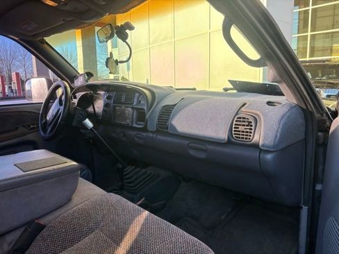 Used 2001 Dodge Ram 2500 Truck SLT image 6