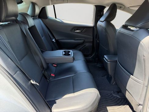 Used 2023 Toyota Prius XLE FWD image 9