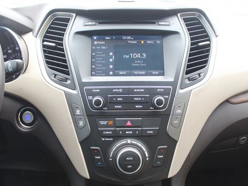 Used 2018 Hyundai Santa Fe Sport AWD/4WD image 7