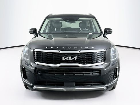 Used 2022 Kia Telluride EX w/ EX Premium Package FWD image 2