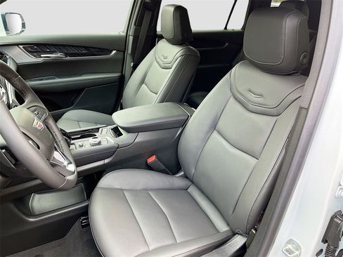 New 2025 Cadillac XT6 Premium Luxury w/ Technology Package image 22