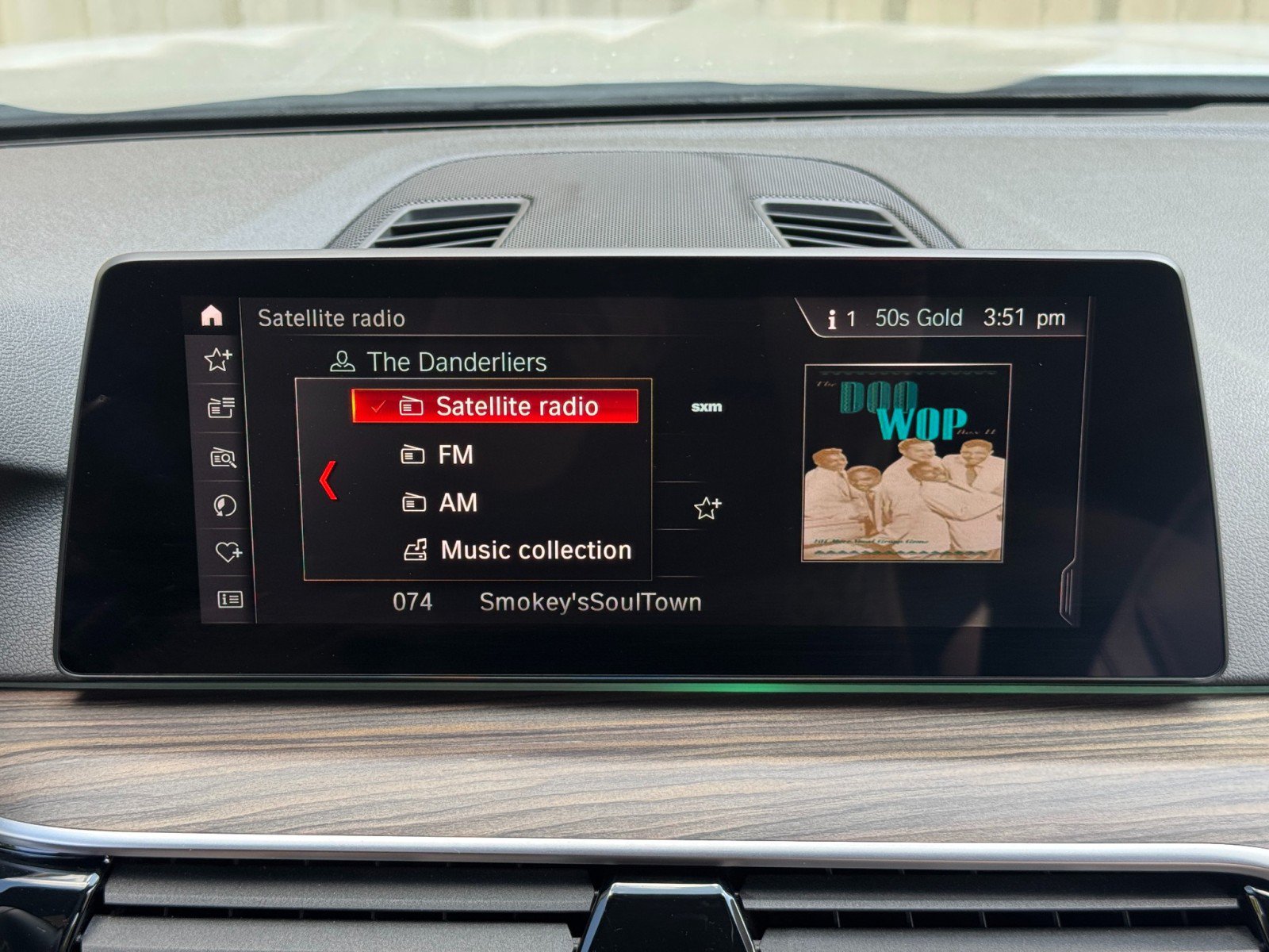 Used 2019 BMW 540i w/ M Sport Package RWD image 27