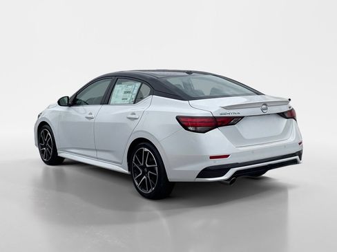 New 2025 Nissan Sentra SR w/ SR Premium Package image 9