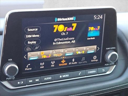 Used 2023 Nissan Rogue S image 17