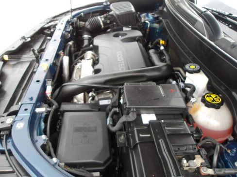 Used 2020 Chevrolet Equinox LT FWD image 28