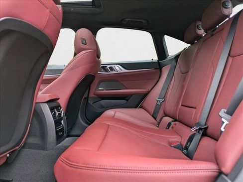 Used 2025 BMW i4 xDrive40i w/ Premium Package image 17