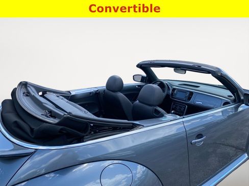 Used 2019 Volkswagen Beetle 2.0T SE FWD image 29